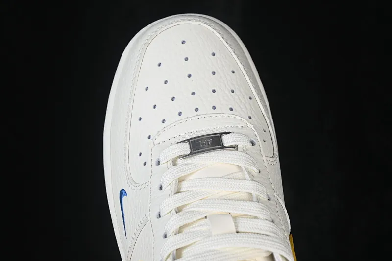 All Categories Nk Air Force 1 Air Force Series Nk Air Force 1 Low Air Force Low Nike Air Force 1'07 Low Cloud White Gold Air Force One Low Casual Shoes FZ1151-100